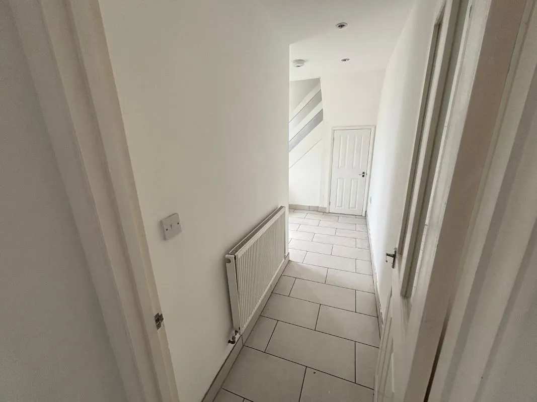 17 Limmen Way, Nottingham, NG3 2QA