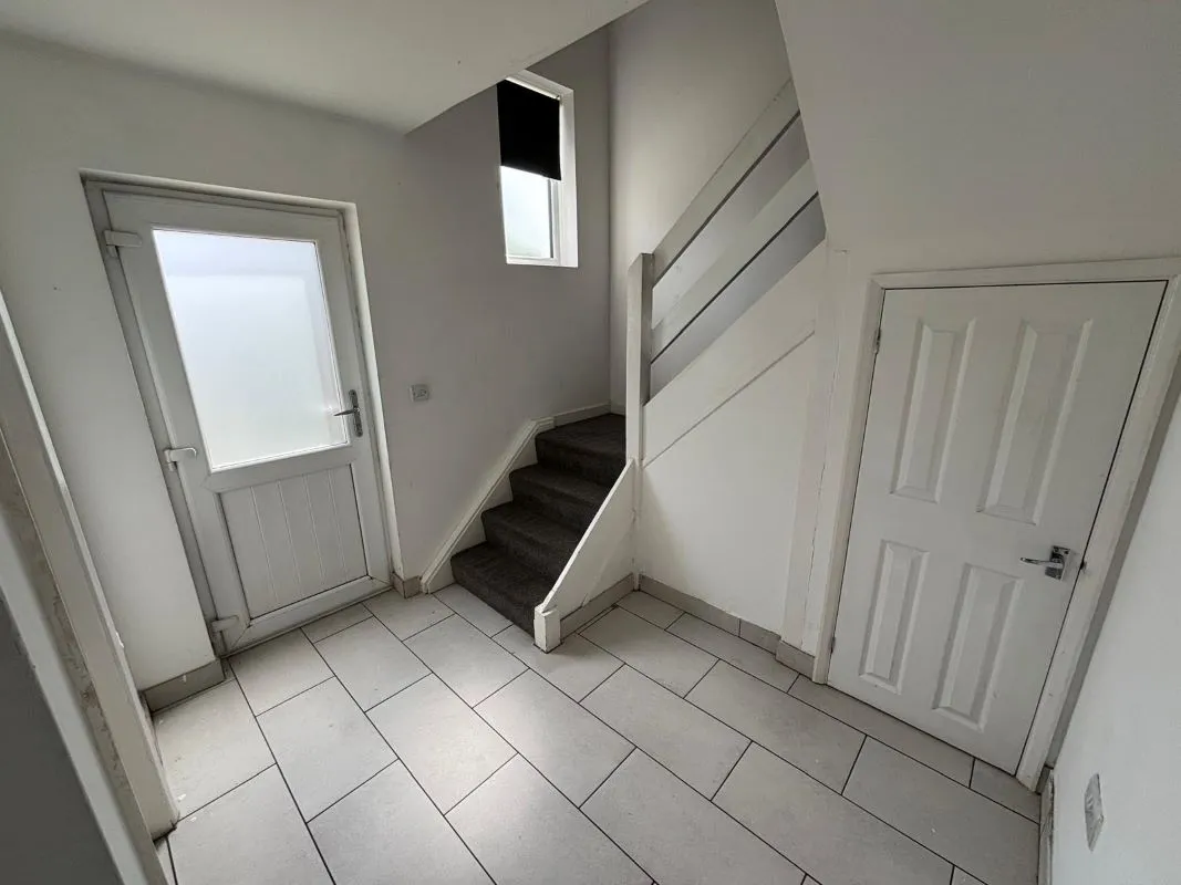 17 Limmen Way, Nottingham, NG3 2QA