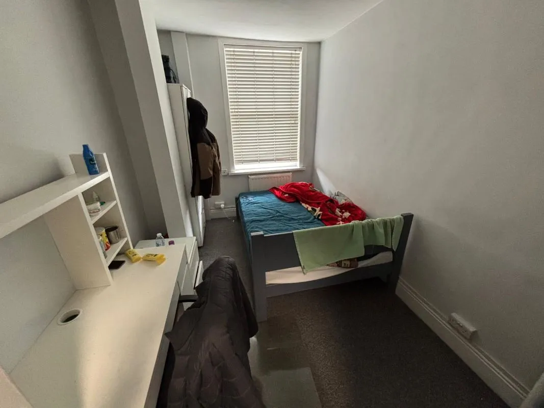215 Mansfield Road, Nottingham, NG1 3FS
