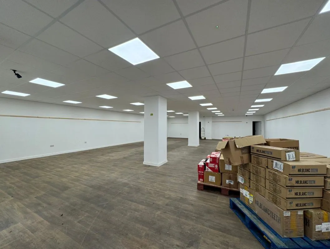 102-104 New Street, Huddersfield, West Yorkshire, HD1 2UD