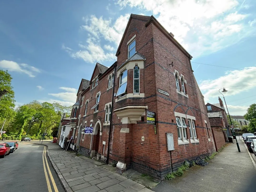 5 Burns Street, Nottingham, NG7 4DS