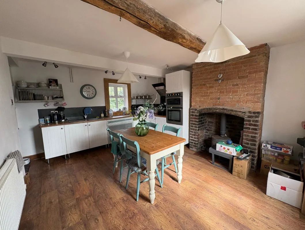 Wingrove Cottage, Main Road, Besthorpe, Newark, NG23 7HR