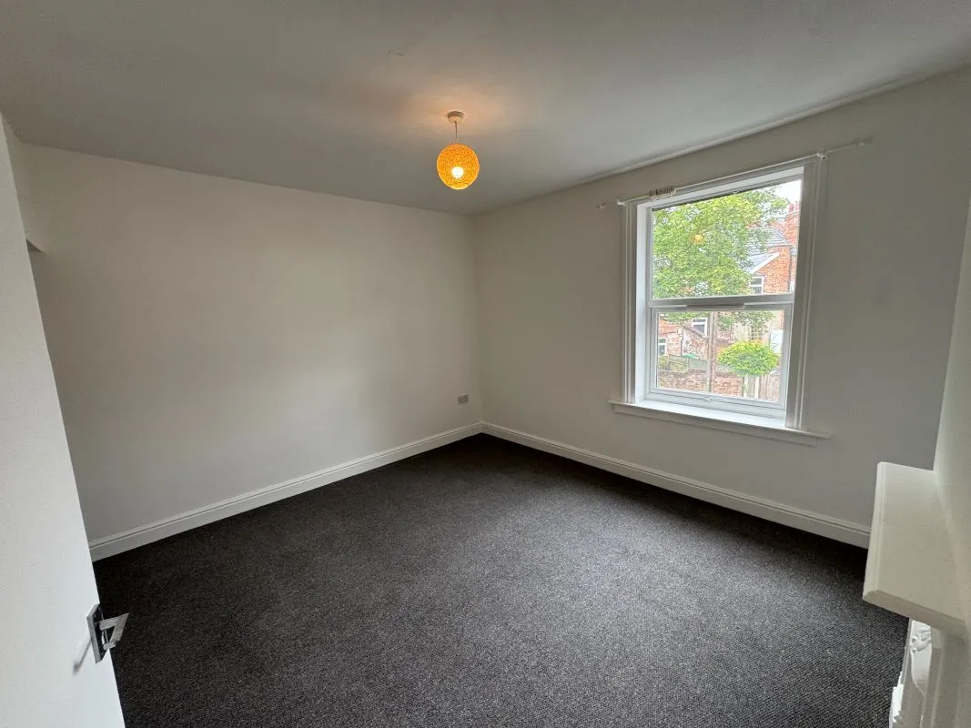 18 Dornoch Avenue, Nottingham, NG5 4DP