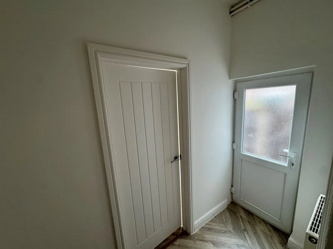 18 Dornoch Avenue, Nottingham, NG5 4DP