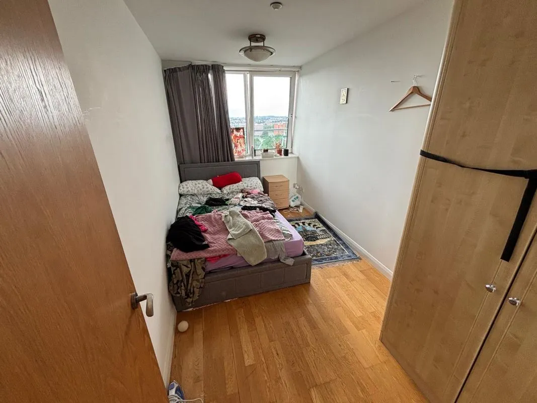 Flat 1017 Northampton House, Wellington Street, Northampton, NN1 3ND