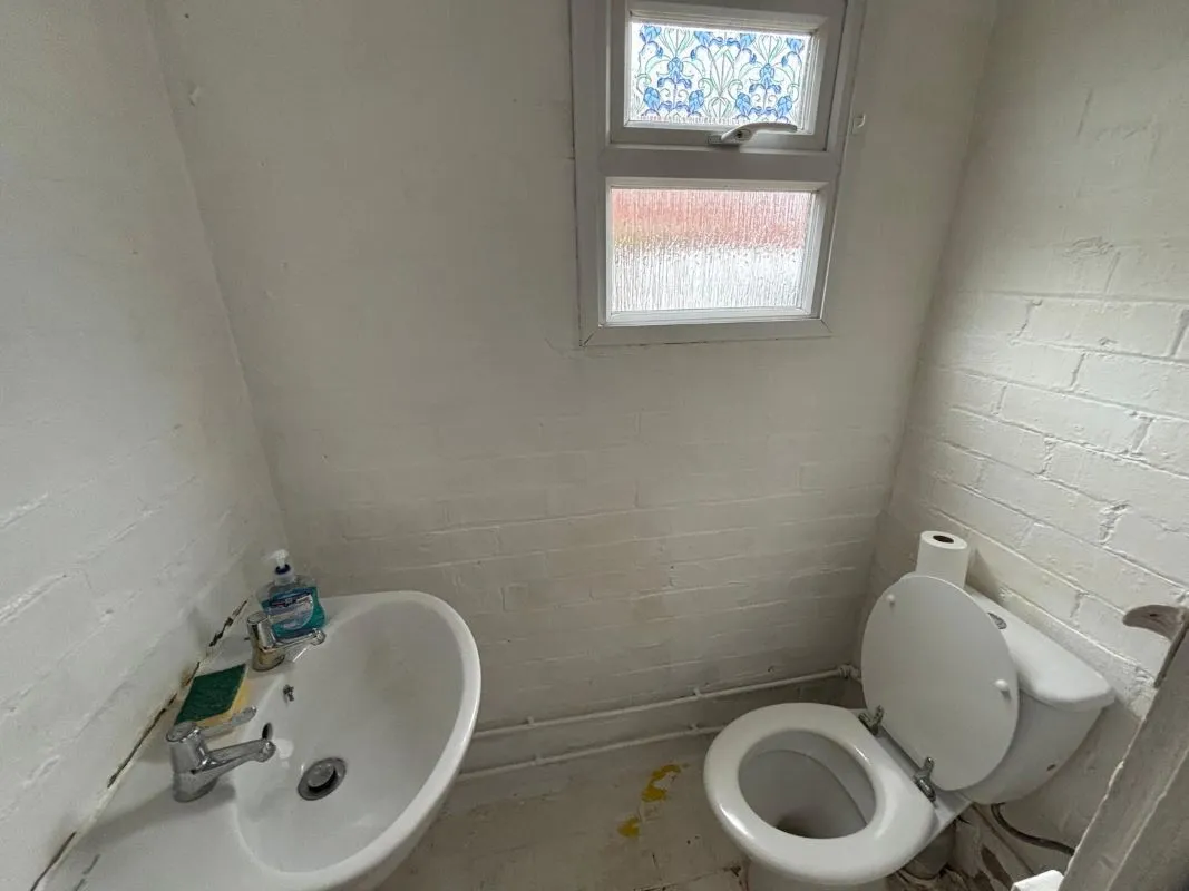 8 Lammas Close, Husbands Bosworth, Leicestershire, LE17 6LL