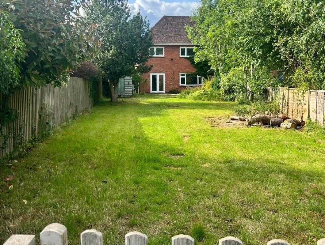 8 Lammas Close, Husbands Bosworth, Leicestershire, LE17 6LL