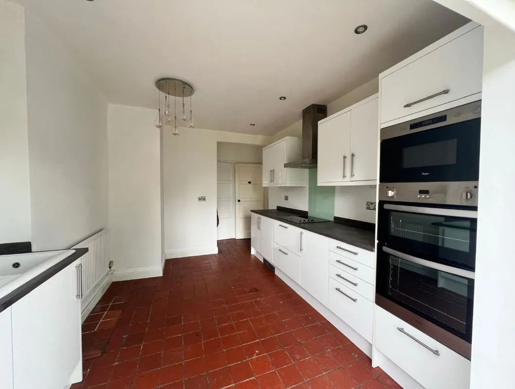 8 Lammas Close, Husbands Bosworth, Leicestershire, LE17 6LL