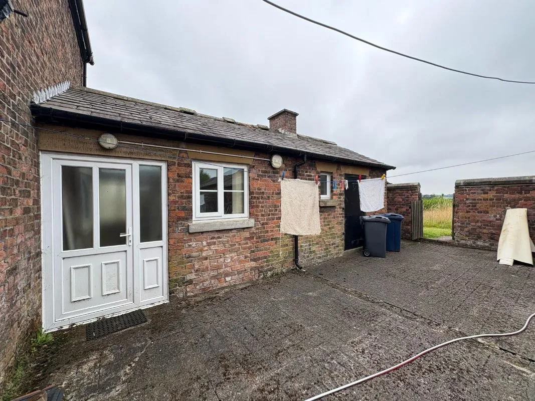Brookdale Cottages, 1 Coal Pit Lane, Bickerstaffe, Ormskirk, Lancashire, L39 0HH