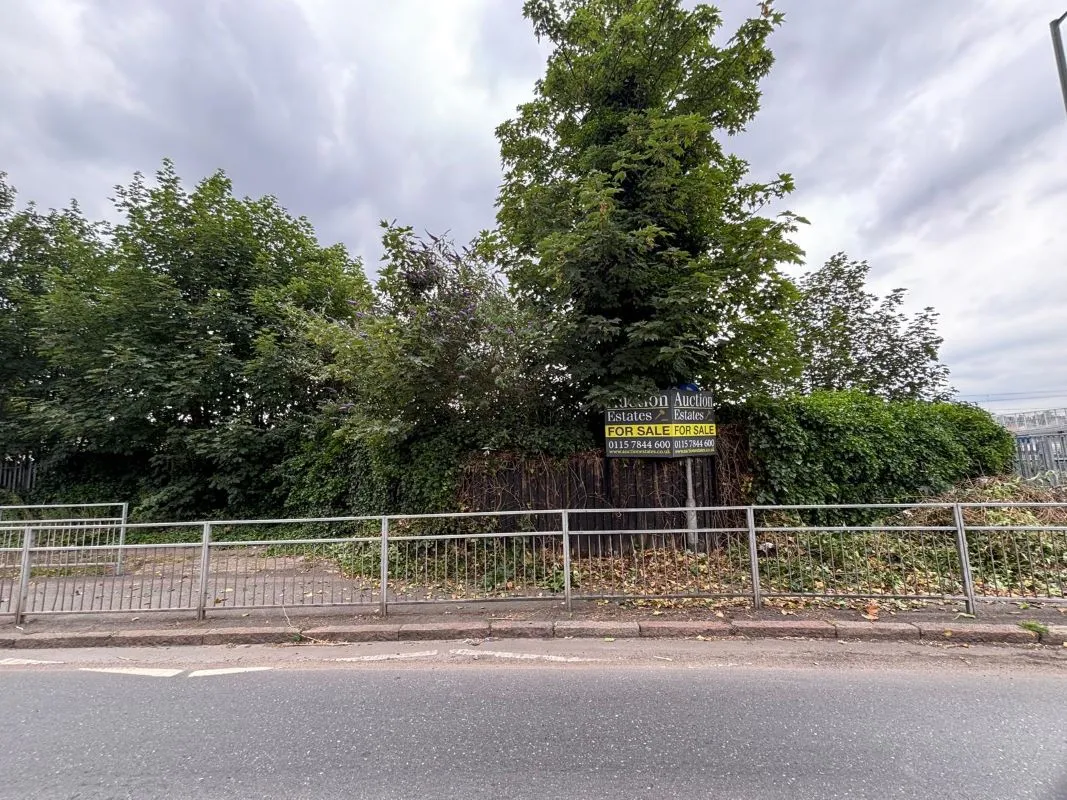 Land off Vernon Road, Nottingham, NG6 0AA