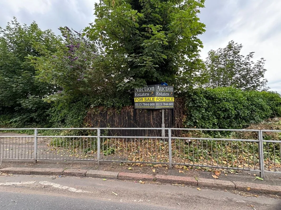 Land off Vernon Road, Nottingham, NG6 0AA