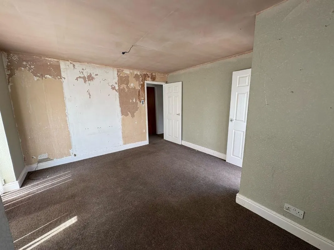 42A Aspley Park Drive, Nottingham, NG8 3EG