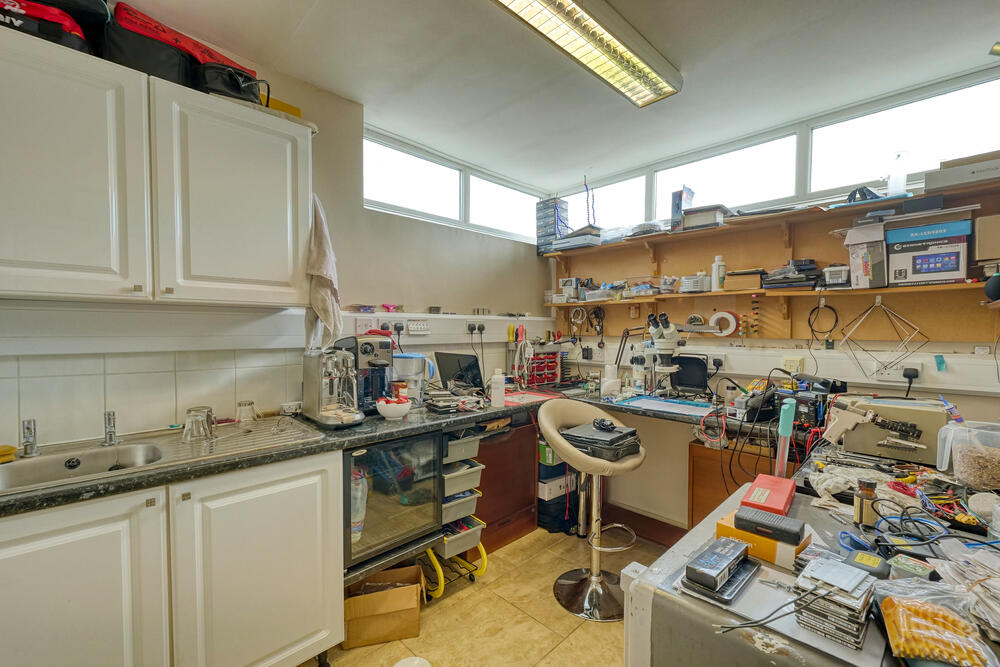 1017 Uttoxeter Road, Catchems Corner, Stoke-On-Trent - Auction Hammer Midlands