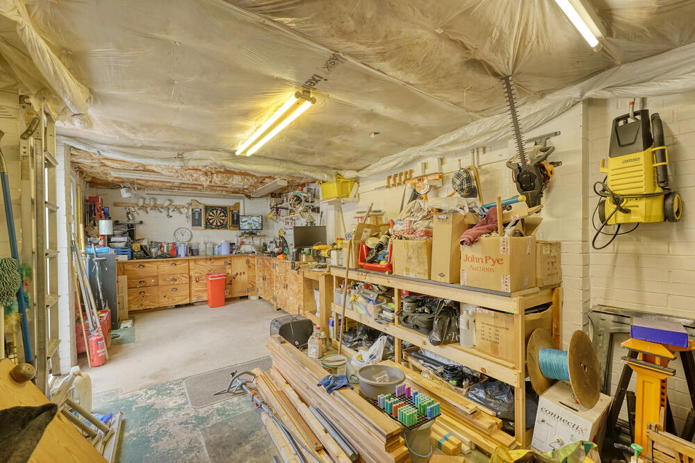 1017 Uttoxeter Road, Catchems Corner, Stoke-On-Trent - Auction Hammer Midlands