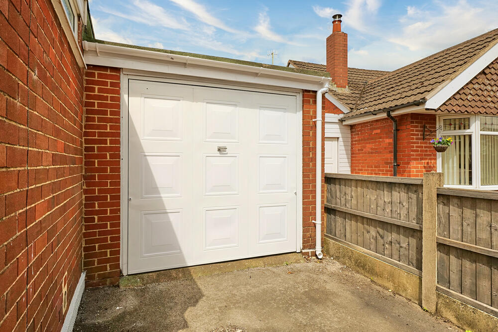 1017 Uttoxeter Road, Catchems Corner, Stoke-On-Trent - Auction Hammer Midlands