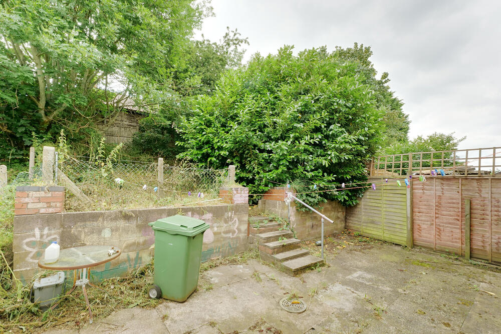 7 Lancaster Place, Dawley, Telford - Auction Hammer Midlands