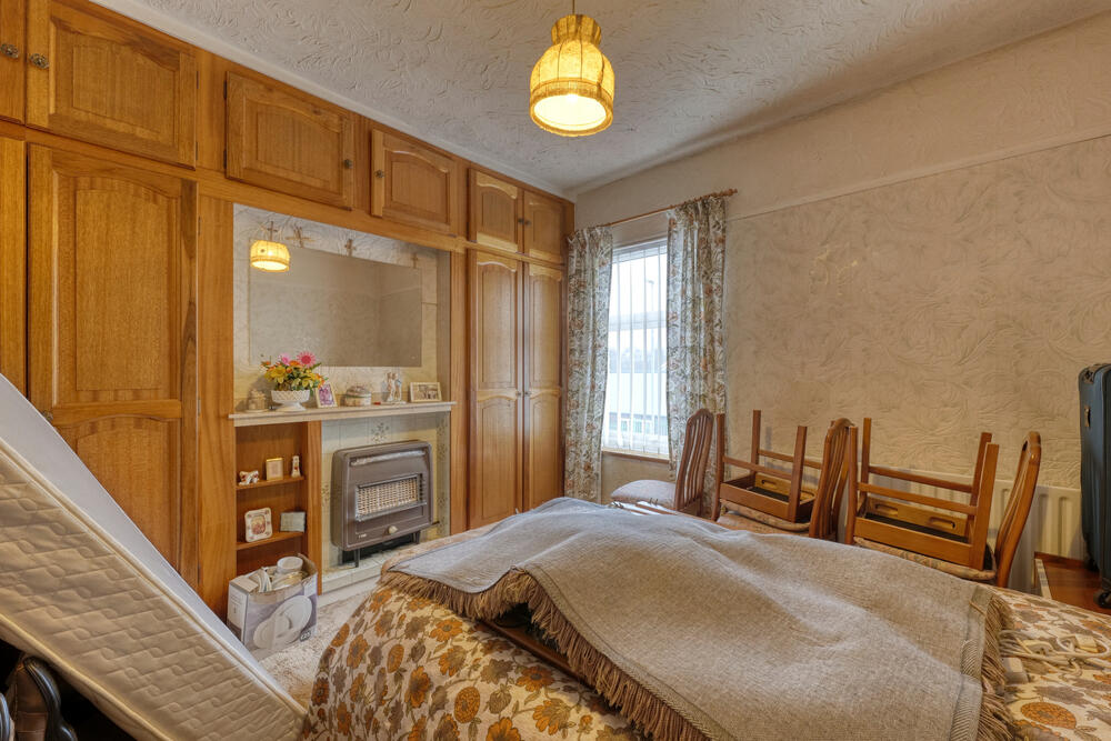 7 Bycars Road, Burslem, Stoke-On-Trent - Auction Hammer Midlands