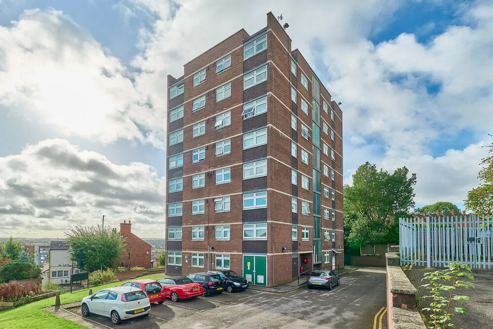 Flat 72, Honeywall House, Stoke-On-Trent - Auction Hammer Midlands