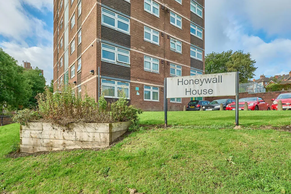 Flat 72, Honeywall House, Stoke-On-Trent - Auction Hammer Midlands