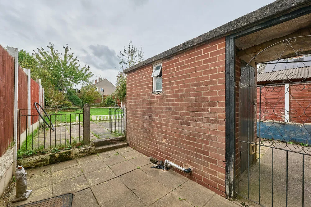 7 Wordsworth Avenue, Highfields, Stafford - Auction Hammer Midlands