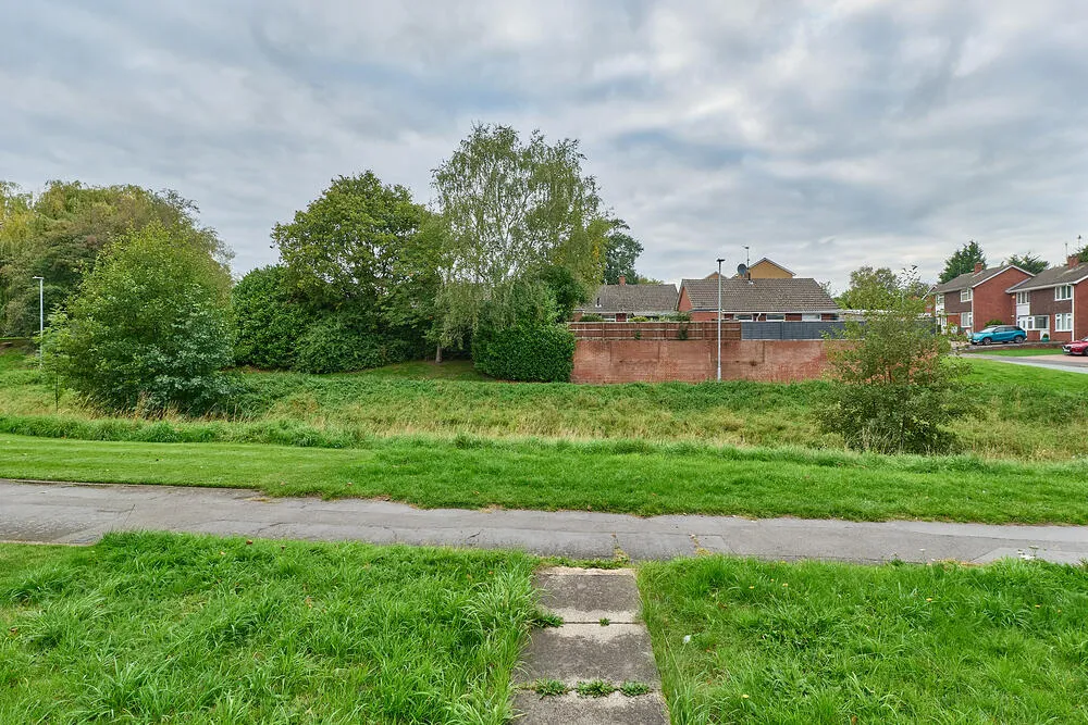 34 Fallowfield Close, Penkridge, Stafford - Auction Hammer Midlands
