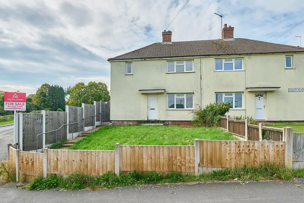 50 Barnes Road, Highfields, Stafford - Auction Hammer Midlands