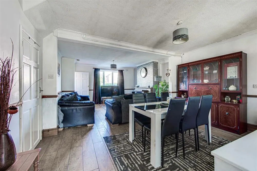 22 Stringer Avenue, Wheelock, Sandbach - Auction Hammer Midlands