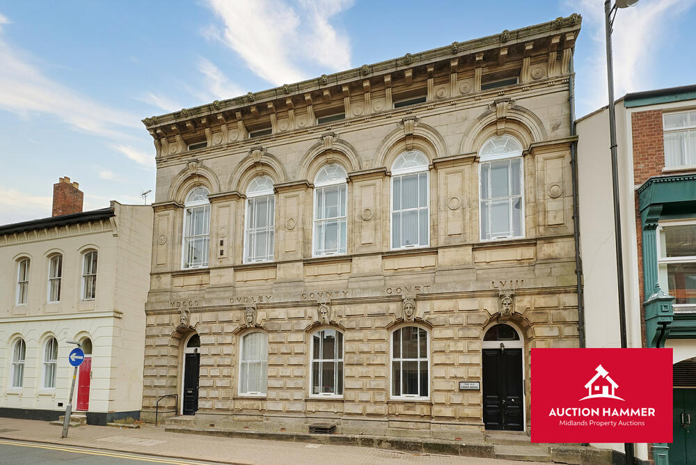 Flat 10, The Old Courthouse, Dudley - Auction Hammer Midlands