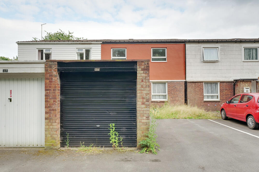 28 Purbeckdale, Dawley, Telford - Auction Hammer Midlands