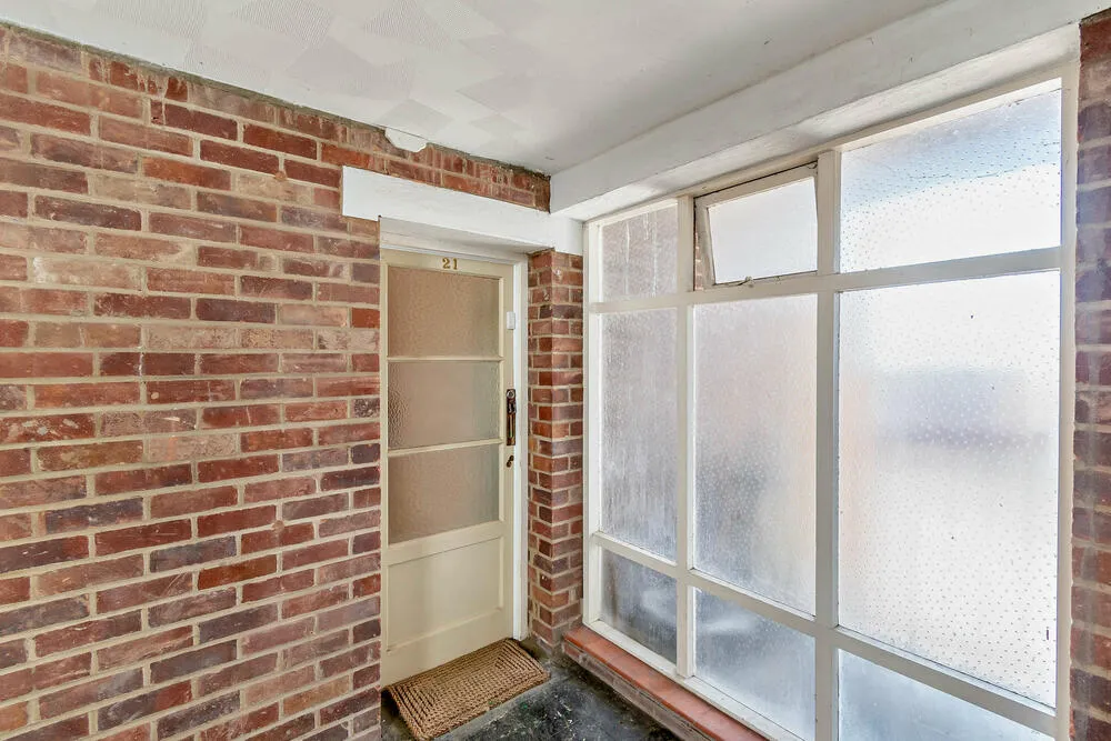 21 Crathie Close, Wyken, Coventry - Auction Hammer Midlands