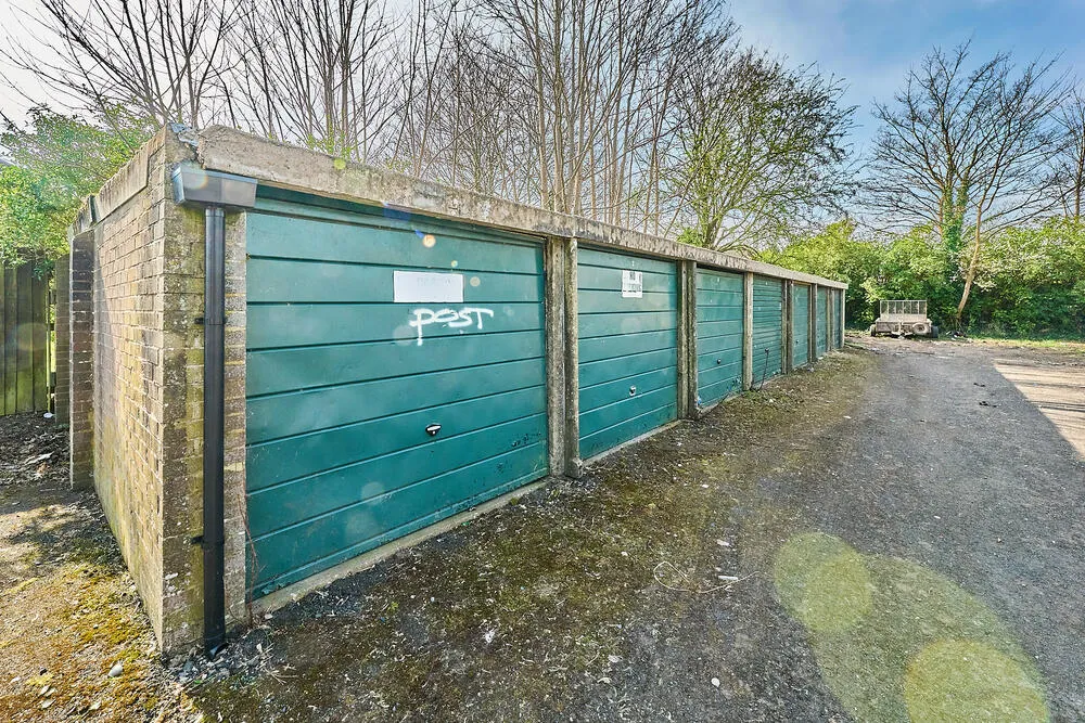 Garages, Turreff Avenue, Telford - Auction Hammer Midlands