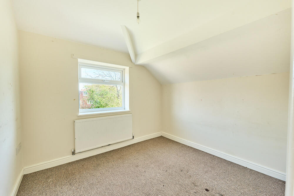 40 Mossford Avenue, Coppenhall, Crewe - Auction Hammer Midlands