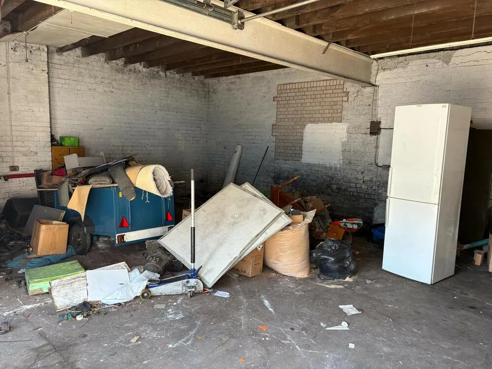Clinton Square, Lindsay Street, Stoke-On-Trent - Auction Hammer Midlands