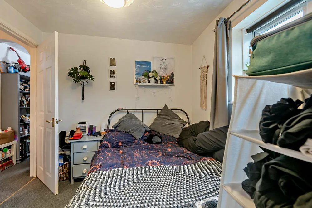 13D Grove Road, Shirley, Southampton - Auction Hammer Midlands