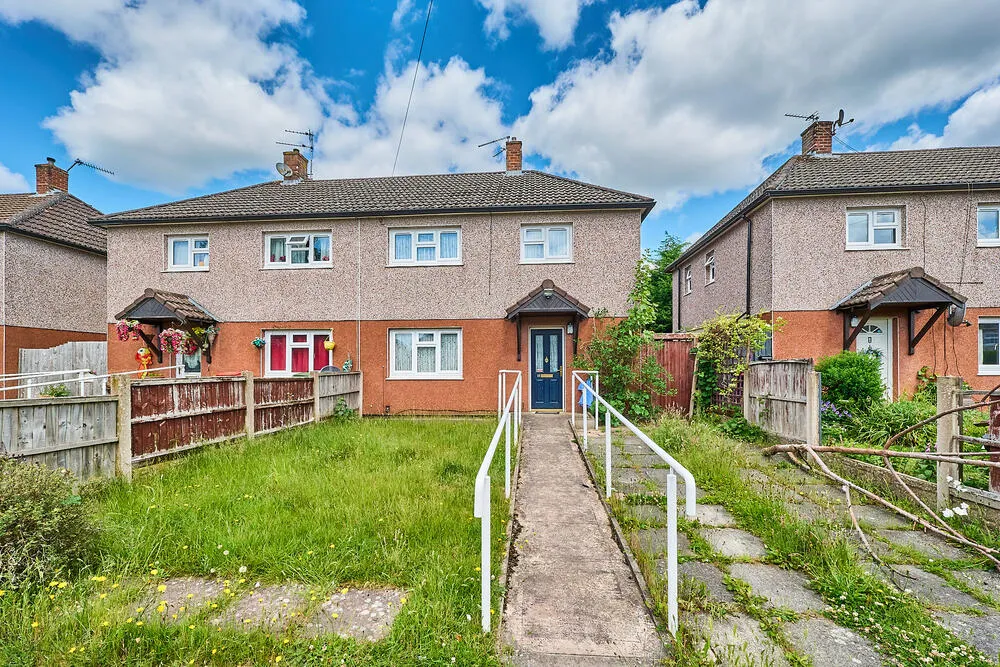 15 Gloucester Avenue, Dawley, Telford - Auction Hammer Midlands