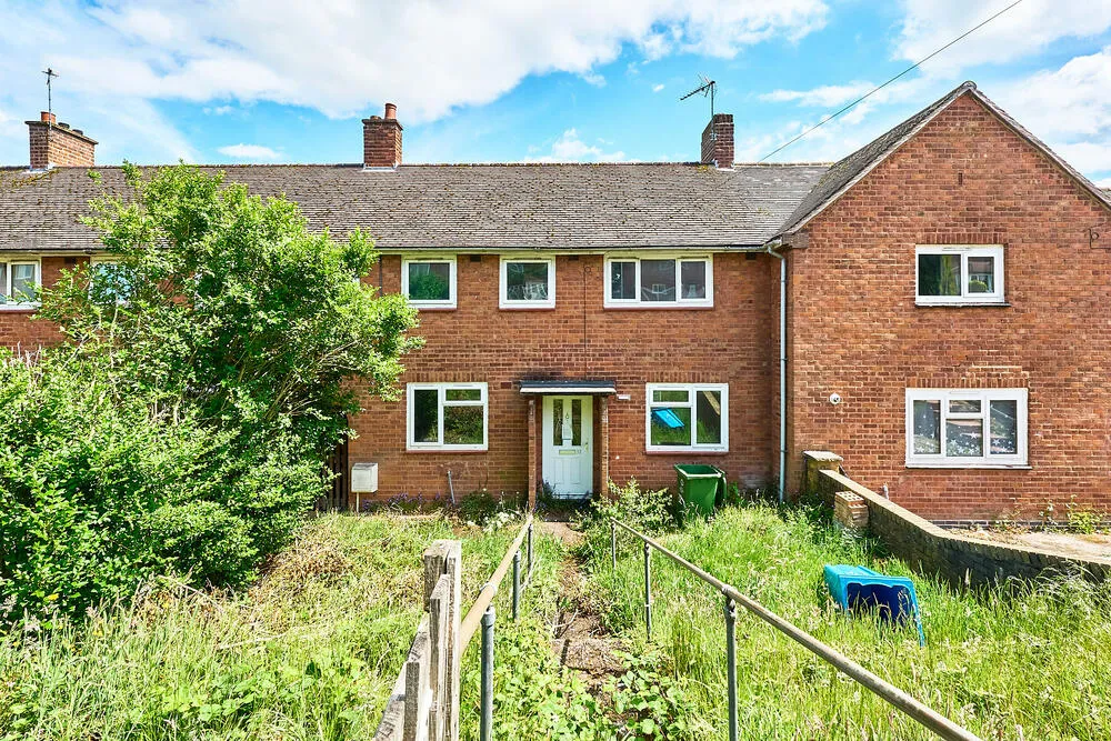 32 Edge View Walk, Kinver, Stourbridge - Auction Hammer Midlands