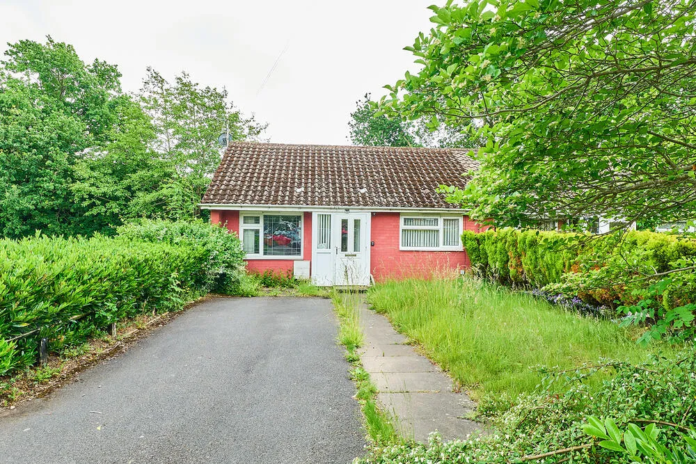 85 Hill Street, Essington, Wolverhampton - Auction Hammer Midlands