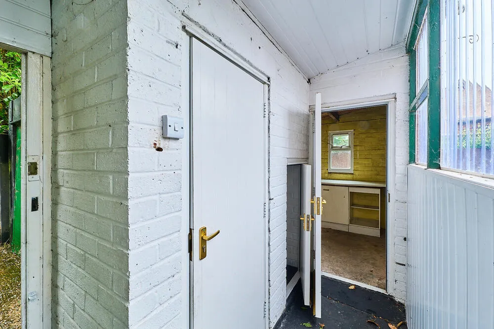1 Massey Crescent, Shrewsbury, Shropshire - Auction Hammer Midlands