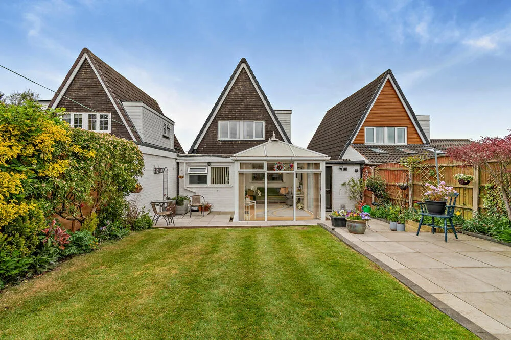 23 Giles Road, Curborough, Lichfield - Auction Hammer Midlands