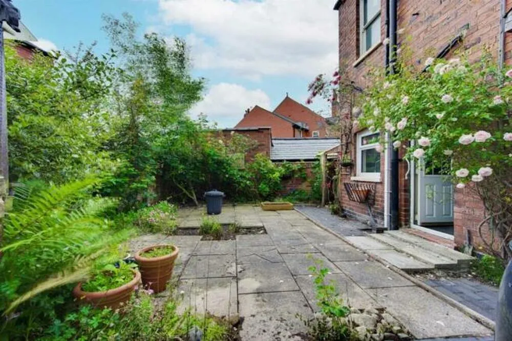 1, Townsend Road, Congleton - Auction Hammer Midlands