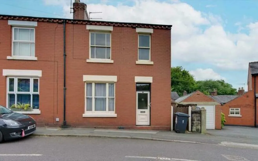 1, Townsend Road, Congleton - Auction Hammer Midlands