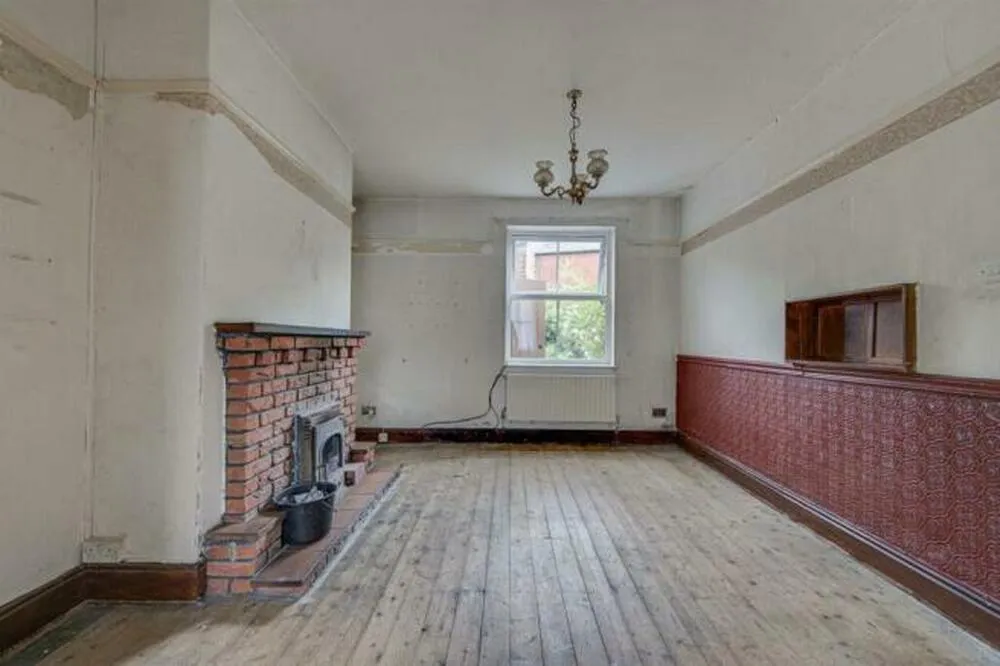1, Townsend Road, Congleton - Auction Hammer Midlands