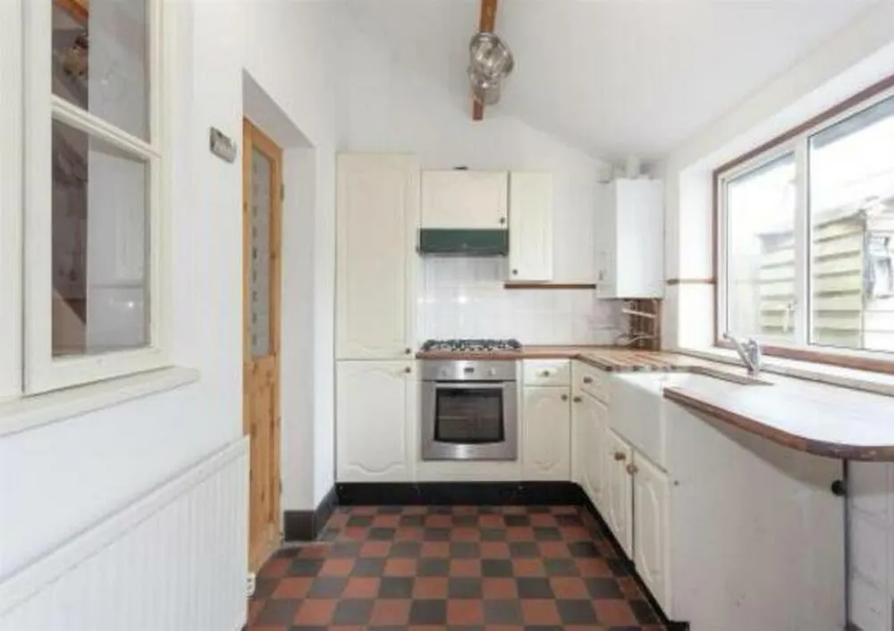 3 Railway Cottages, Station Yard, Congleton - Auction Hammer Midlands