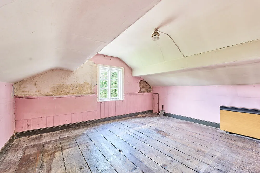 2 The Views, Penkhull New Road, Stoke-On-Trent - Auction Hammer Midlands