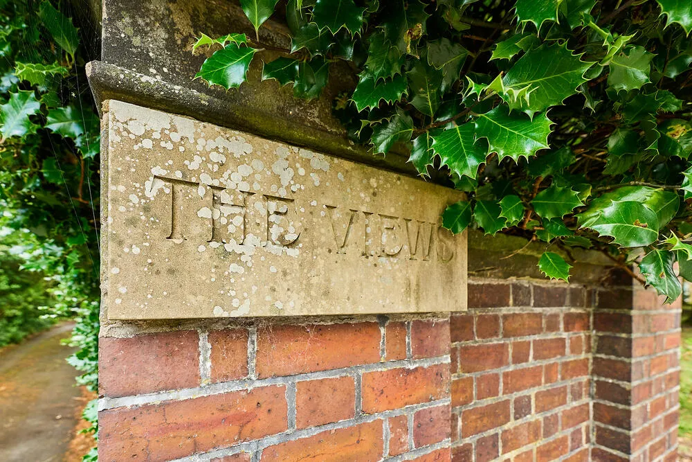 2 The Views, Penkhull New Road, Stoke-On-Trent - Auction Hammer Midlands
