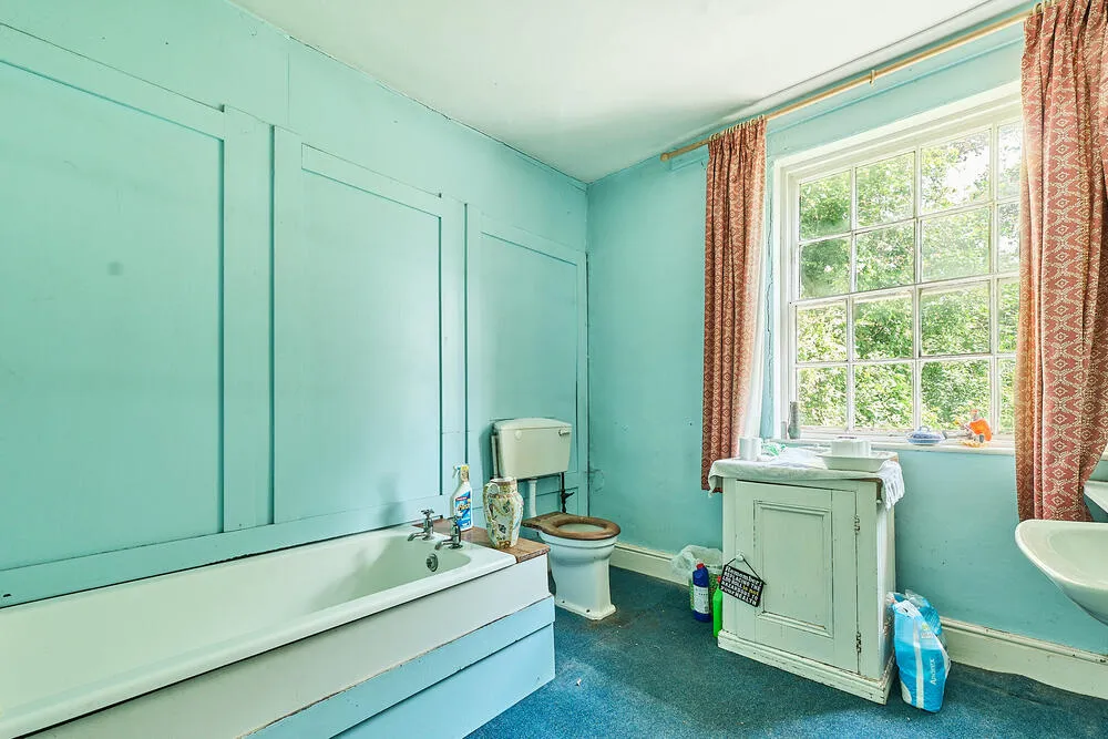 2 The Views, Penkhull New Road, Stoke-On-Trent - Auction Hammer Midlands