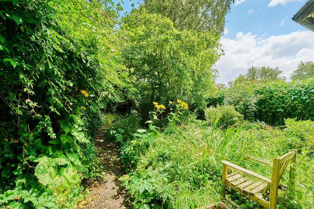 2 The Views, Penkhull New Road, Stoke-On-Trent - Auction Hammer Midlands
