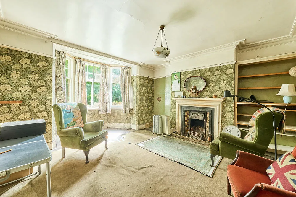 2 The Views, Penkhull New Road, Stoke-On-Trent - Auction Hammer Midlands