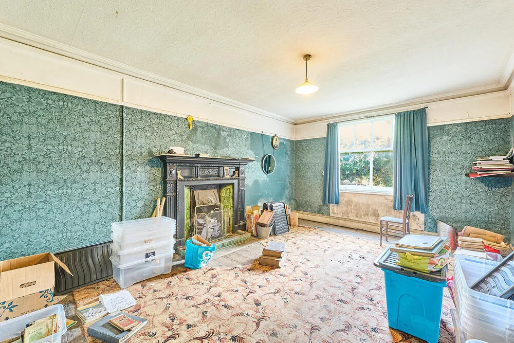 2 The Views, Penkhull New Road, Stoke-On-Trent - Auction Hammer Midlands