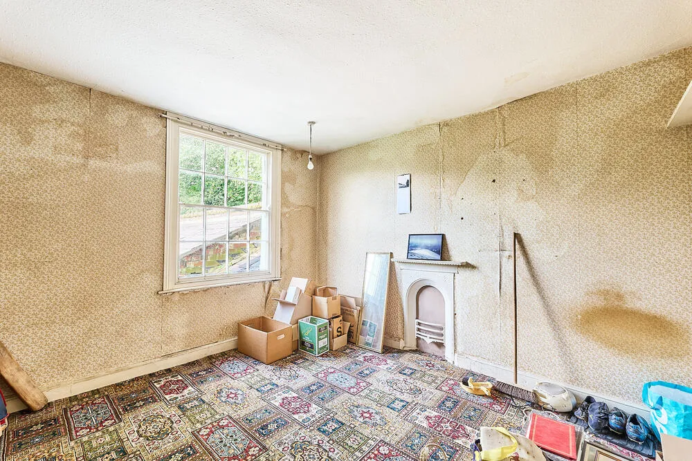 2 The Views, Penkhull New Road, Stoke-On-Trent - Auction Hammer Midlands